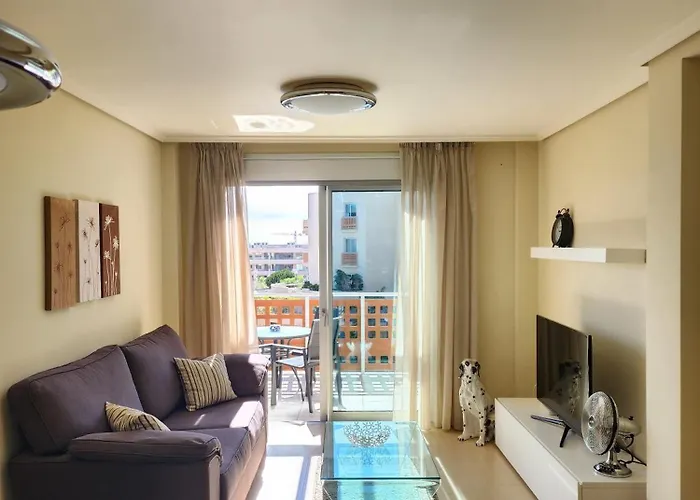 Spacious 2 Bedroom Flat In Playa De Apartman