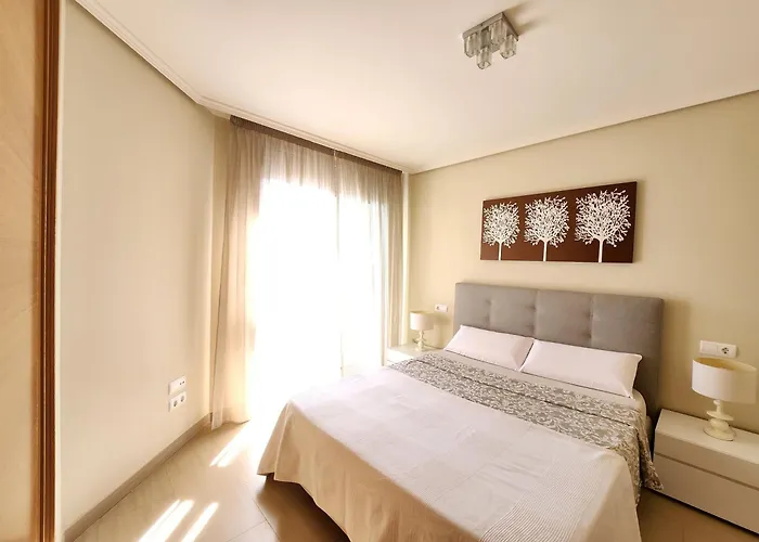 Apartman Spacious 2 Bedroom Flat In Playa De *