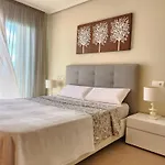 Spacious 2 Bedroom Flat In Playa De شقة