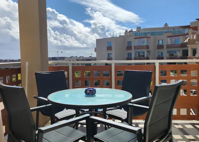 Spacious 2 Bedroom Flat In Playa De Appartement